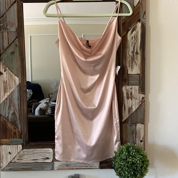 Blanc Dresses & Skirts - Blanc Slip Dress!